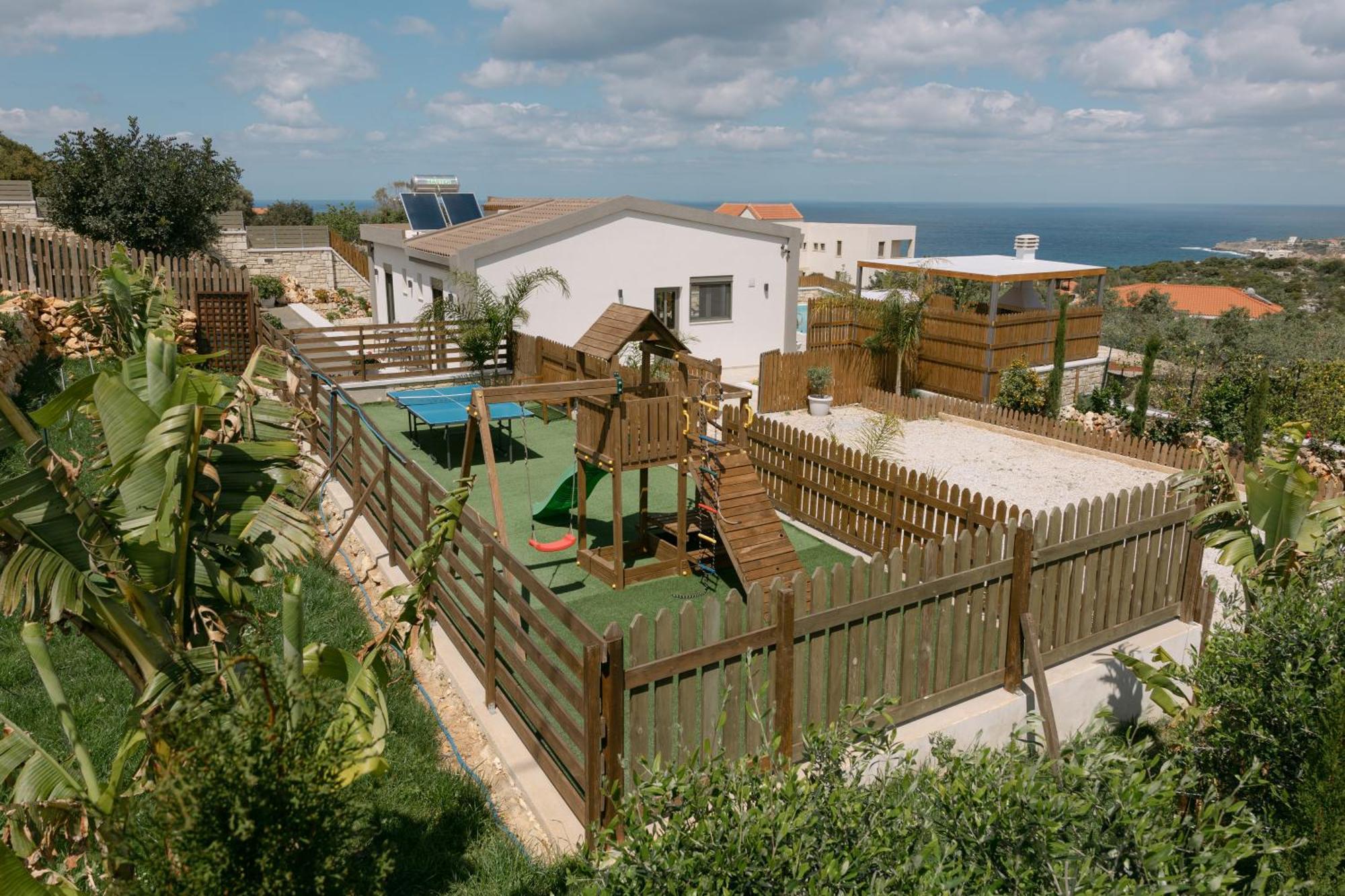 Halaro Villa Gerani  Luaran gambar